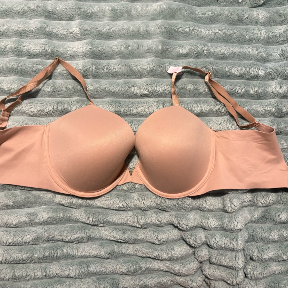 Nude Bra - Smooth Molded Cups